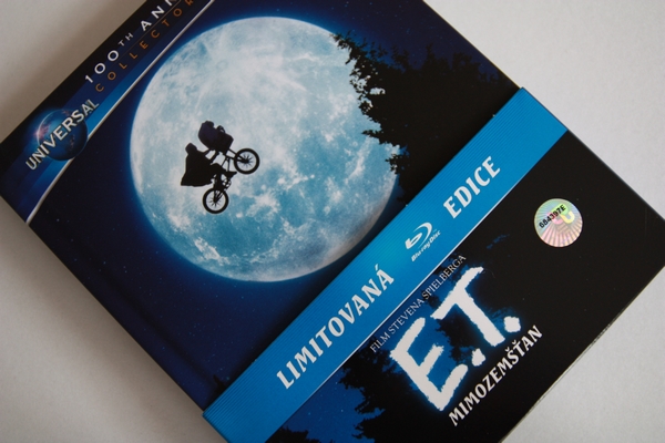 E.T. Mimozemšťan (přední obal)