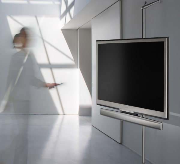 LCD televize Sharp XS1 s RGB-LED podsvícením