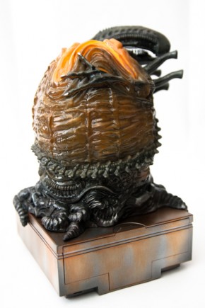 Sběratelská Blu-ray edice Vetřelec: Antologie (Illuminated Egg Statue)