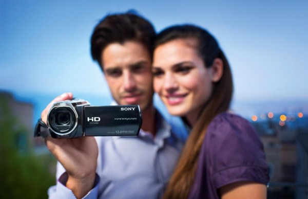 Sony Handycam HDR-CX520VE