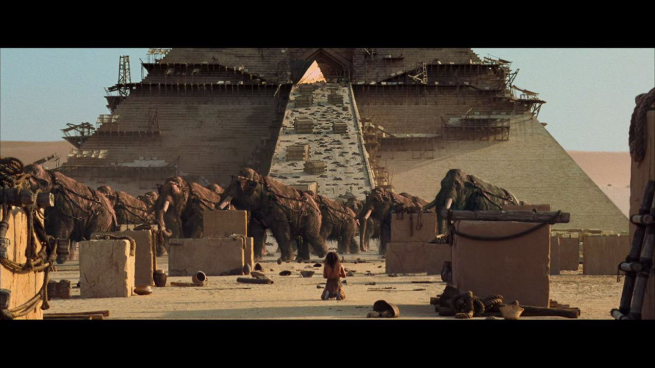 44 год до нашей эры. 10000 До нашей эры 2008. 10000 Лет до нашей эры мамонты. Мамонты строят пирамиды.
